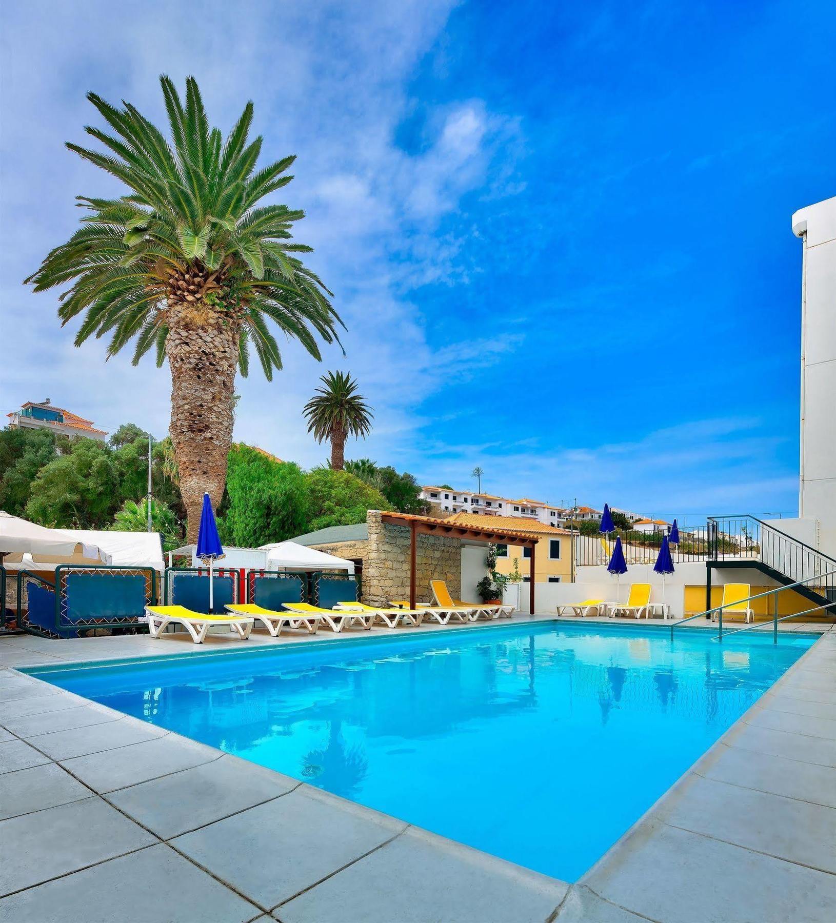 Hotel Praia Dourada Vila Baleira  Exterior photo
